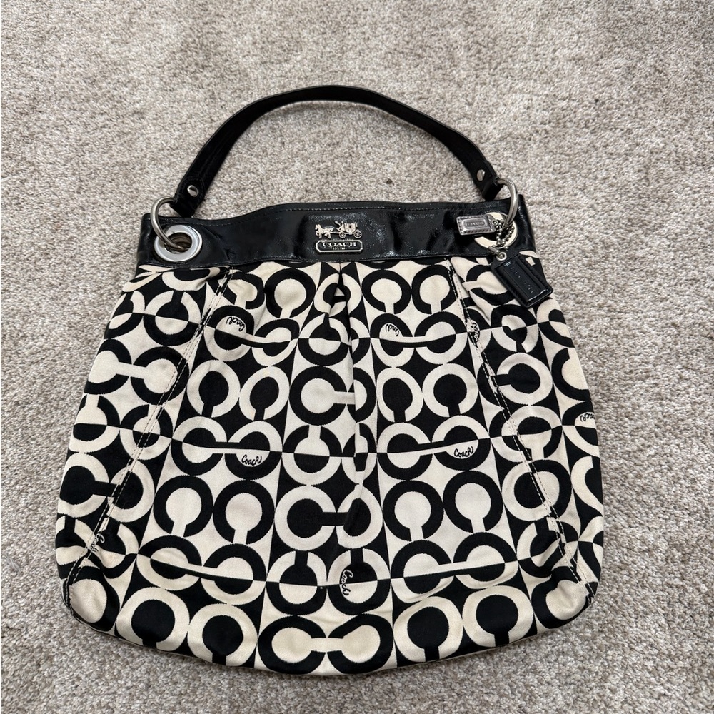 Coach Madison Box Op Art Hippie Large Shoulder bag- black and white- 14583
